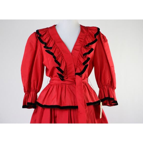 Vintage Albert Capraro Red 2 Piece Skirt and Jacket Set Deadstock Medium - Picture 4 of 9